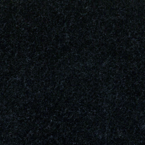 PON(ポン)<br />原産地：カルナタカ州<br />特徴：十数年ぶりに復活した黒。<br />昔は青クンナムと呼ばれ艶があり青みのかかった石です。